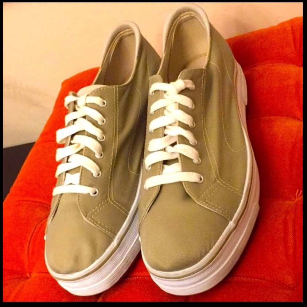 Vintage Keds Relaxed Fit Platform Sneakers
